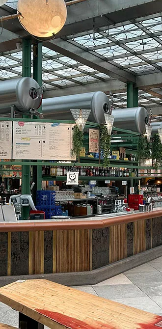 Vue intérieure du Wolf market